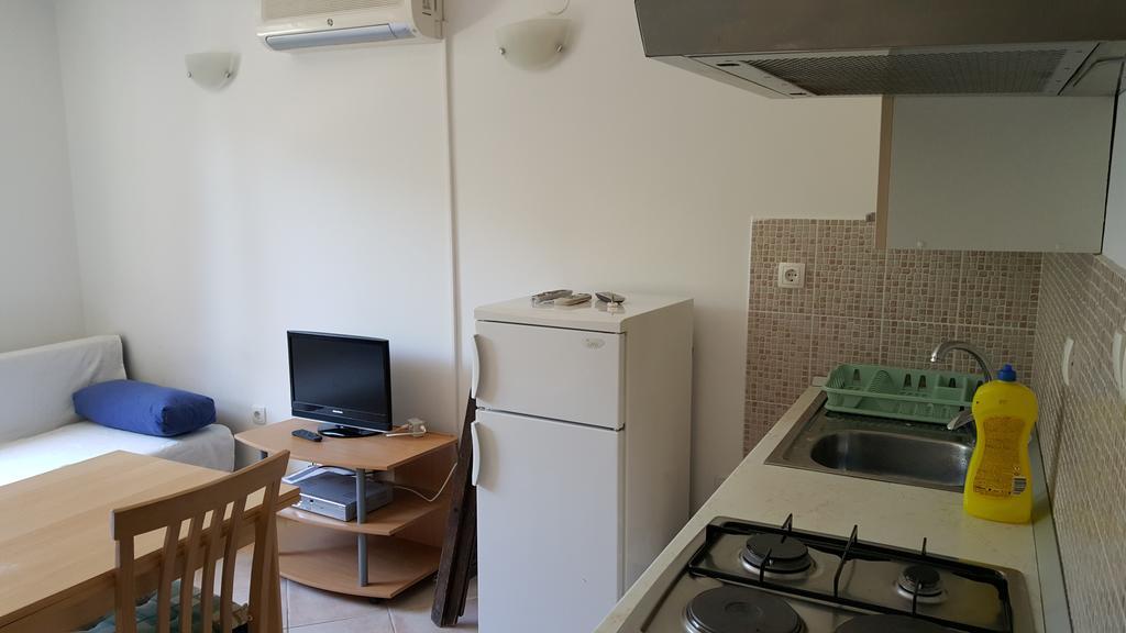 Studio Apartment Bosko Novalja Ngoại thất bức ảnh