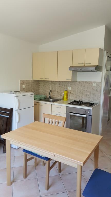 Studio Apartment Bosko Novalja Ngoại thất bức ảnh