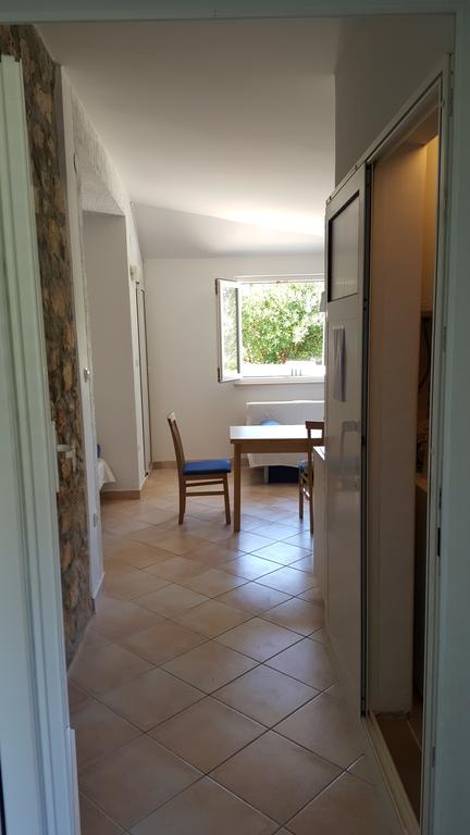 Studio Apartment Bosko Novalja Ngoại thất bức ảnh