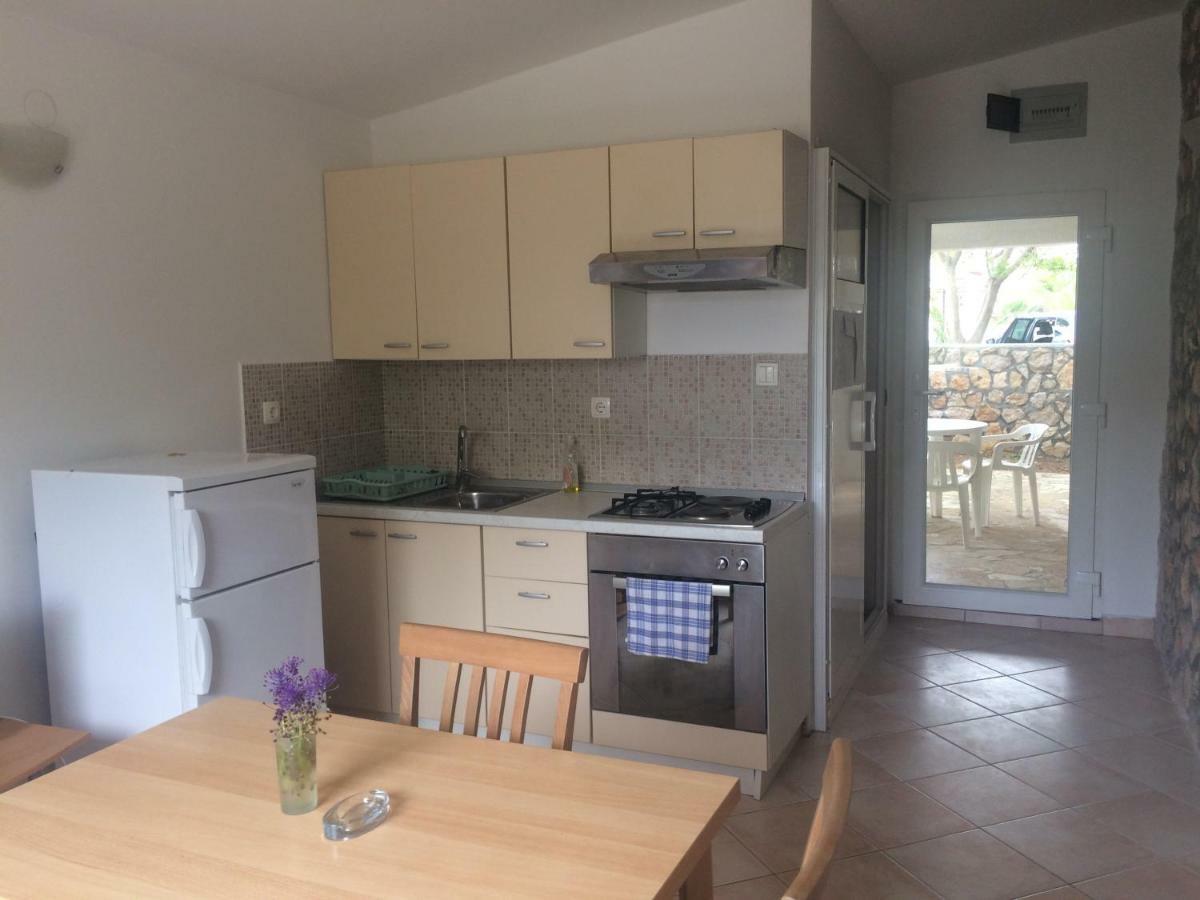 Studio Apartment Bosko Novalja Ngoại thất bức ảnh